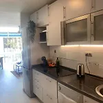 Апартаменты Sunny Seaview