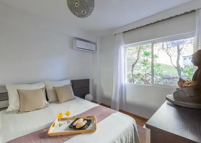 Sunny Seaview Apartamento *