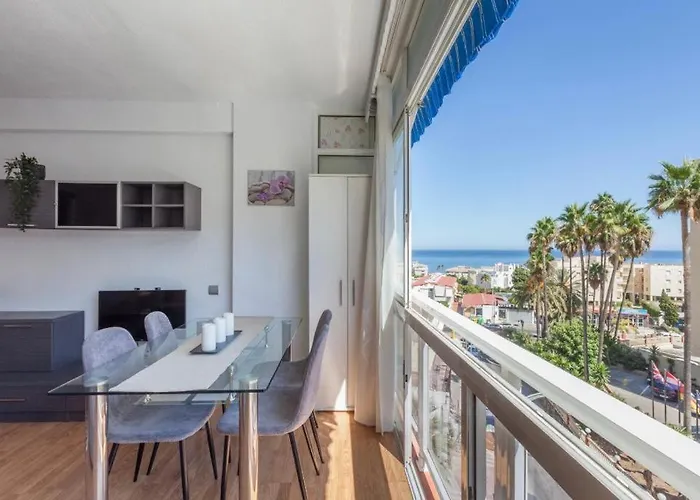 Sunny Seaview Apartamento *